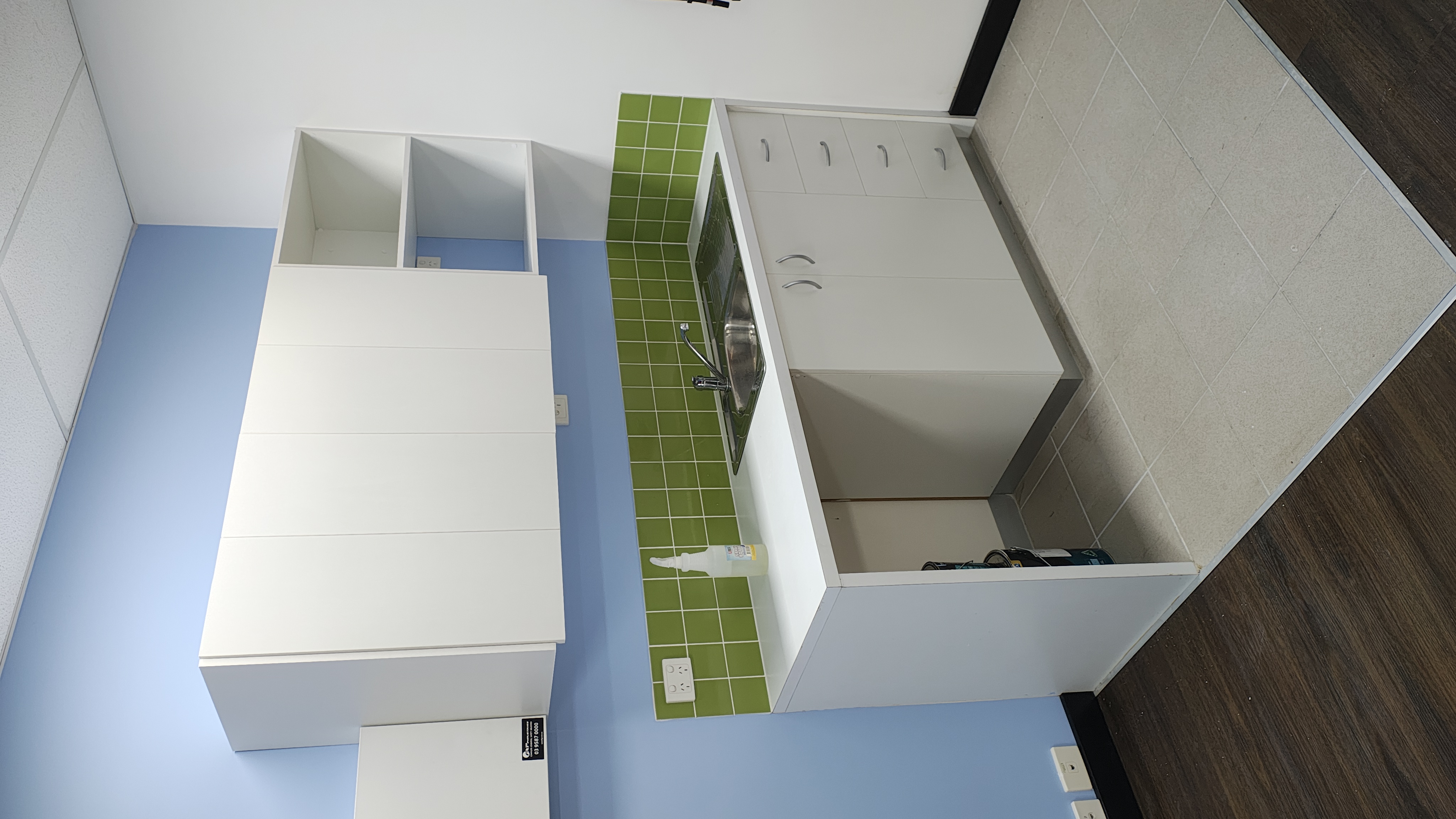 Cabinets & Wardrobes